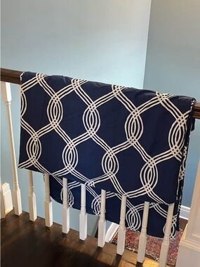 Pottery Barn Dorm Twin Duvet Cover Navy Blue & White